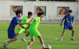 Chùm ảnh loạt trận 14h30 ngày 12-11