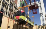Cận cảnh quá trình vận chuyển đoàn tàu đầu tiên tuyến metro Nhổn- Ga Hà Nội tại cảng Dunkirk
