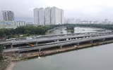 Ngắm đường vành đai 3 đi thấp qua hồ Linh Đàm sắp thông xe