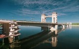 Cận cảnh hình ảnh cầu Trần Hưng Đạo theo phong cách cổ điển Đông Dương