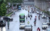 Hình ảnh xe buýt Hà Nội lăn bánh sau nhiều tháng “đắp chiếu”
