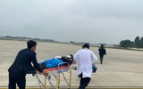 Cận cảnh diễn tập sự cố 200 lít xăng máy bay bị tràn ra sân đỗ, gây cháy tại Nội Bài