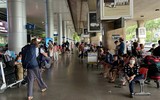 Dòng người nườm nượp rời Thủ đô nghỉ lễ, đường phố, bến xe đông đúc