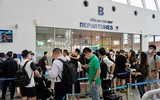 Dòng người nườm nượp rời Thủ đô nghỉ lễ, đường phố, bến xe đông đúc