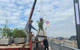 Cầu Vĩnh Tuy 2 đang cấp tập hoàn thiện để kịp thông xe vào dịp 2-9