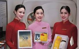 Tái hiện lịch sử đồng phục tiếp viên trên những chuyến bay đặc biệt