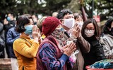Hà Nội: Người dân thực hiện nghiêm biện pháp phòng dịch Covid-19 ngày mùng 1 Tết Tân Sửu 