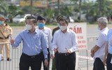 [Ảnh] Bộ Tư lệnh Thủ đô phun khử khuẩn Bệnh viện K cơ sở Tân Triều phòng Covid-19