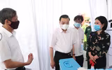 [ẢNH] Chuyến thị sát, kiểm tra chống dịch dày đặc của Trưởng Ban chỉ đạo phòng chống Covid-19 Hà Nội