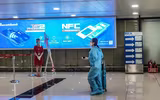 [ẢNH] Chuyến thị sát, kiểm tra chống dịch dày đặc của Trưởng Ban chỉ đạo phòng chống Covid-19 Hà Nội