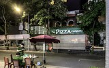 Hà Nội phong tỏa hàng pizza gần trung tâm vì có ca nghi nhiễm Covid-19