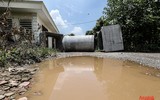 [Ảnh] Thiếu nhân lực, phường dùng container và bê tông làm chốt chặn phương tiện phòng chống dịch Covid-19
