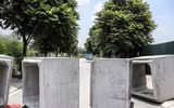 [Ảnh] Thiếu nhân lực, phường dùng container và bê tông làm chốt chặn phương tiện phòng chống dịch Covid-19
