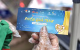 [ẢNH] Cận cảnh “Siêu thị mini 0 đồng’’ đầu tiên ở Hà Nội cho người lao động, sinh viên khó khăn vì giãn cách xã hội