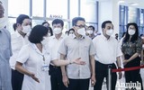 [ẢNH] Lịch trình dày đặc trong buổi kiểm tra chống dịch Covid-19 của Phó Thủ tướng Vũ Đức Đam tại Hà Nội