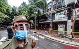 [ẢNH] Cả phường căng sức bảo vệ 