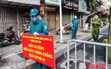 [ẢNH] Bên trong đoạn phố Đội Cấn dài 350m phải phong tỏa vì phát hiện chùm ca bệnh Covid-19