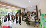 Thứ trưởng Bộ Công an và Giám đốc CATP Hà Nội hiến máu cứu người, chung tay đẩy lùi Covid-19
