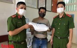 [ẢNH] Tuổi trẻ Công an Thủ đô dùng mạng xã hội hỗ trợ kịp thời lao động ngoại tỉnh bị mắc kẹt