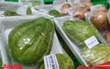 Hình ảnh rất Hà Nội tại cửa hàng thiết yếu không người bán đầu tiên phục vụ người dân phố cổ 
