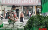 Hình ảnh rất Hà Nội tại cửa hàng thiết yếu không người bán đầu tiên phục vụ người dân phố cổ 