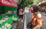 Hình ảnh rất Hà Nội tại cửa hàng thiết yếu không người bán đầu tiên phục vụ người dân phố cổ 
