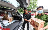 [ẢNH] Ấm lòng với món quà nghĩa tình lúc khó khăn của Công an Thủ đô và các nhà hảo tâm