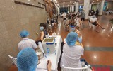 [Ảnh] Tiếp cận điểm tiêm vaccine Covid-19 