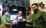 [ẢNH] Món quà sẻ chia từ nơi phên giậu Tổ quốc tặng bà con khó khăn ở Thủ đô