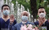[Ảnh] Bệnh nhân Covid-19 từng phải chạy ECMO đầu tiên của Hà Nội xuất viện và kỳ tích thoát khỏi lưỡi hái tử thần