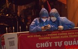 [ẢNH] Những giây phút đặc biệt khi ổ dịch nguy hiểm nhất Thủ đô được dỡ phong tỏa