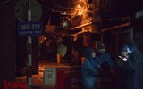 [ẢNH] Những giây phút đặc biệt khi ổ dịch nguy hiểm nhất Thủ đô được dỡ phong tỏa