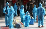 Khoảnh khắc khó quên khi gần 1.100 người dân Thanh Xuân Trung được trở về nhà 