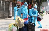 Khoảnh khắc khó quên khi gần 1.100 người dân Thanh Xuân Trung được trở về nhà 