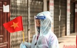 Khoảnh khắc khó quên khi gần 1.100 người dân Thanh Xuân Trung được trở về nhà 