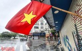 [ẢNH] Hà Nội đẹp lạ dưới mưa trong Ngày kỷ niệm 67 năm giải phóng Thủ đô
