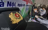 Thanh niên Công an Thủ đô không ngại mưa lạnh tiếp tục hành trình hiến máu cứu người