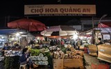 Hà Nội: Thanh niên đi cầu duyên, bái vọng ở chùa Hà trong ngày Phụ nữ Việt Nam
