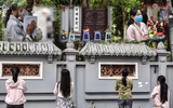 Hà Nội: Thanh niên đi cầu duyên, bái vọng ở chùa Hà trong ngày Phụ nữ Việt Nam