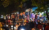 Mặt nạ ăn theo phim 