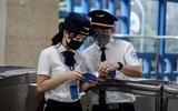 Người dân thích thú trải nghiệm đi tàu Cát Linh - Hà Đông, Bí thư Hà Nội là một trong số khách đầu tiên 