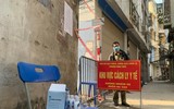 Cận cảnh điểm phong tỏa mới nhất ở phường Định Công, Hoàng Mai do có ca mắc Covid-19