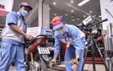 Cận cảnh điểm đo khí thải, hỗ trợ đổi xe máy cũ lấy xe mới ở Hà Nội