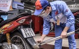 Cận cảnh điểm đo khí thải, hỗ trợ đổi xe máy cũ lấy xe mới ở Hà Nội