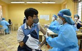 Xem học sinh lớp 12 Hà Nội phấn khởi khi được tiêm vaccine Pfizer phòng Covid-19 
