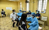 Xem học sinh lớp 12 Hà Nội phấn khởi khi được tiêm vaccine Pfizer phòng Covid-19 