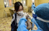 Xem học sinh lớp 12 Hà Nội phấn khởi khi được tiêm vaccine Pfizer phòng Covid-19 