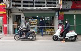 Cận cảnh khu tập thể A1 Thành Công bị phong tỏa do có ca dương tính với SARS-CoV-2