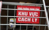 Cận cảnh khu tập thể A1 Thành Công bị phong tỏa do có ca dương tính với SARS-CoV-2