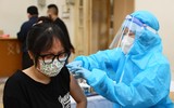 Cận cảnh quy trình tiêm vaccine phòng Covid-19 mũi 2 cho học sinh Hà Nội